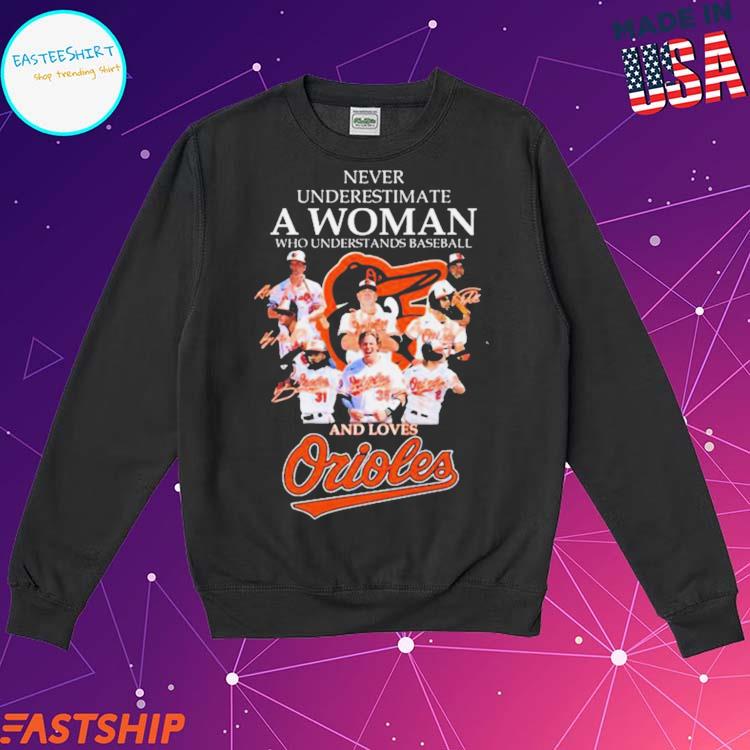 Never underestimate a woman who understands baseball loves Nationals  signatures shirt, hoodie, sweater, long sleeve and tank top