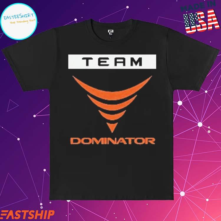 Team Dominator Black/Red Logo Tee – Never Stop Chasing